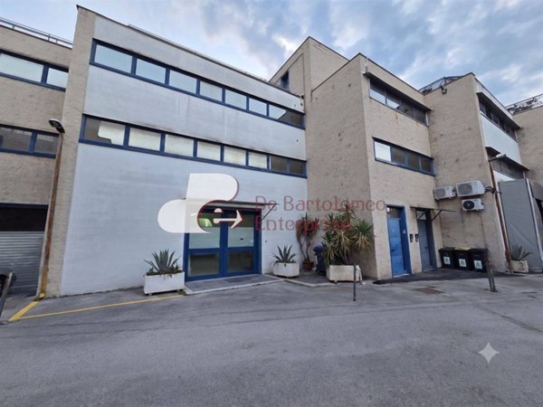 negozio in vendita ad Andria