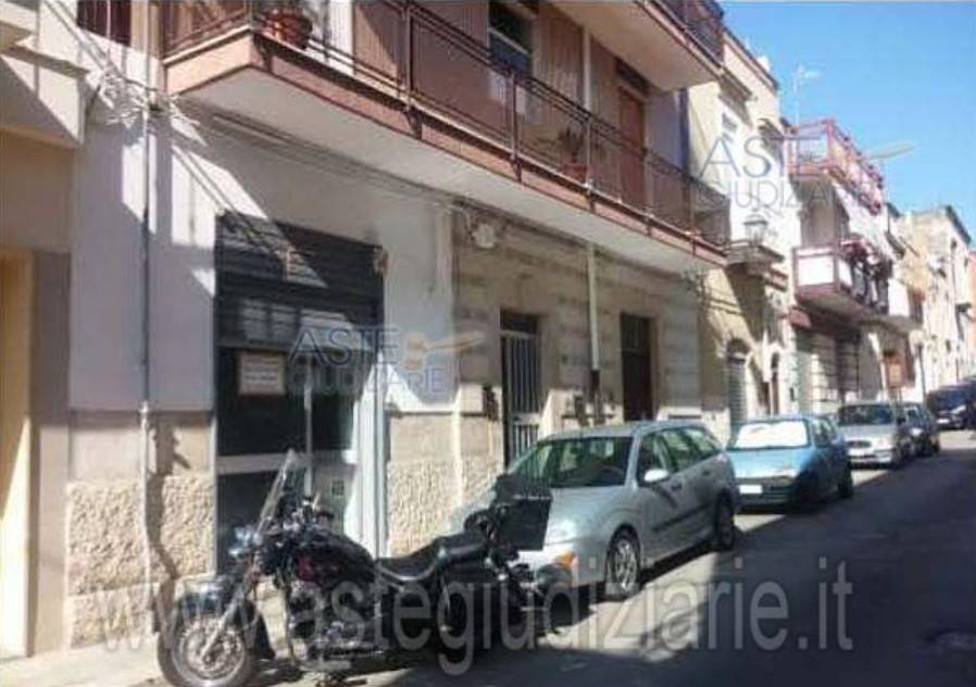 negozio in vendita ad Andria in zona Centro Storico