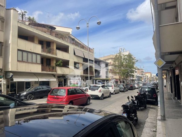 negozio in vendita ad Andria