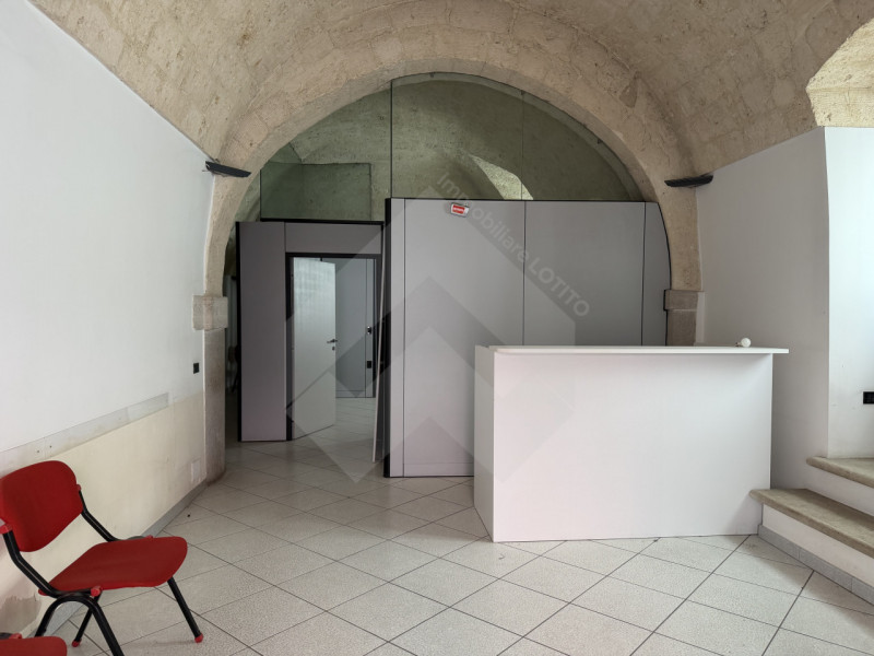 ufficio in vendita ad Andria