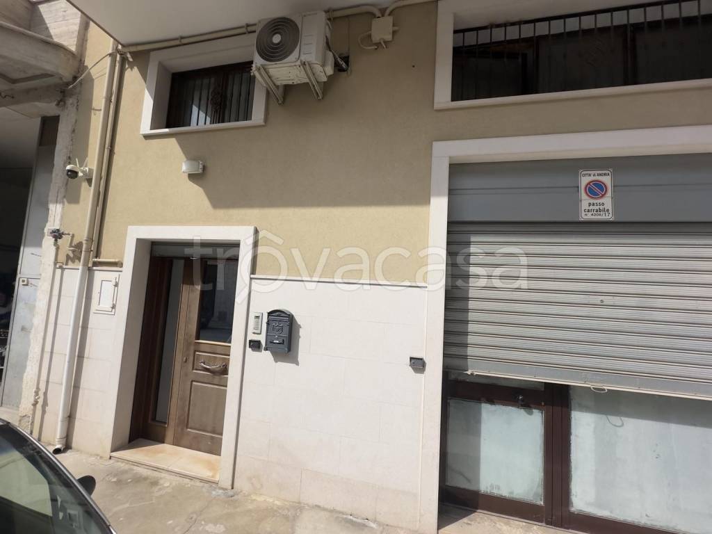 appartamento in vendita ad Andria in zona Castel del Monte
