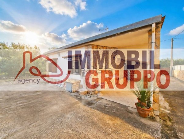 casa indipendente in vendita ad Andria