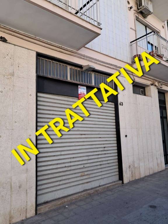 negozio in vendita ad Andria