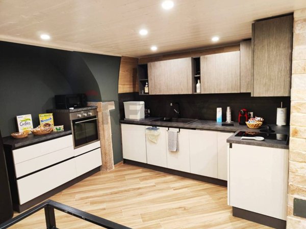 casa indipendente in vendita ad Andria in zona Centro Storico