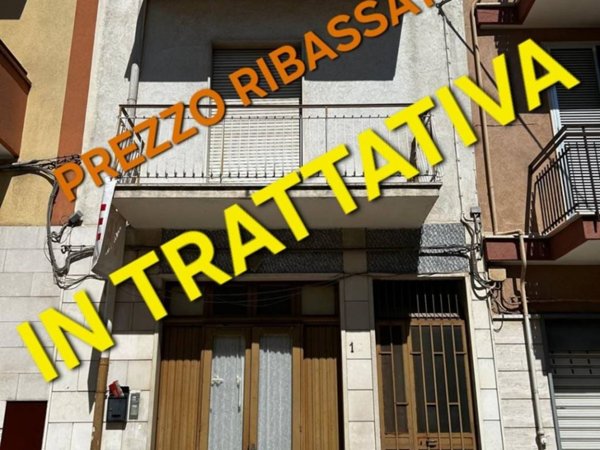 casa indipendente in vendita ad Andria in zona Centro Storico
