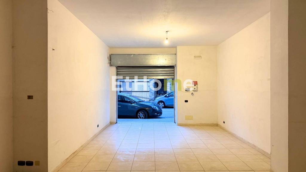 negozio in vendita ad Andria