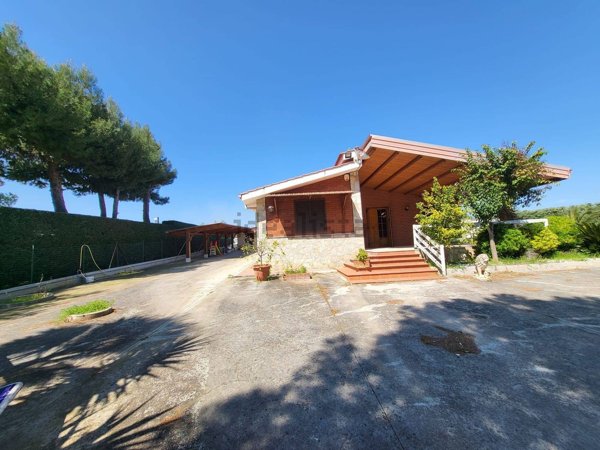 casa indipendente in vendita ad Andria in zona Centro Storico