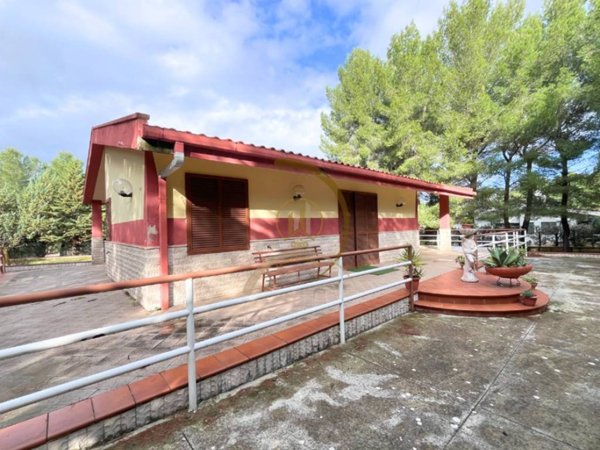 casa indipendente in vendita ad Andria in zona Montegrosso