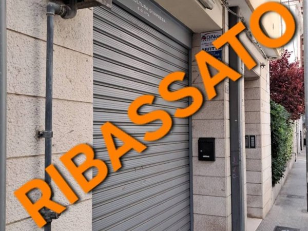 negozio in vendita ad Andria in zona Centro Storico