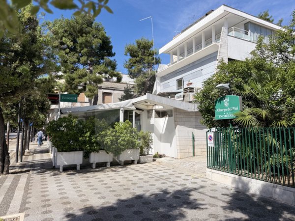 negozio in vendita ad Andria in zona Centro Storico