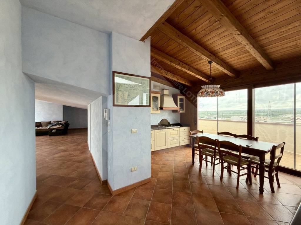 appartamento in vendita ad Andria in zona Castel del Monte
