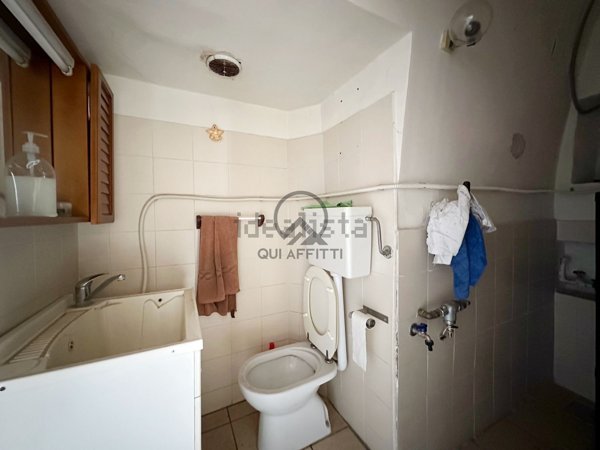 locale commerciale in vendita ad Andria