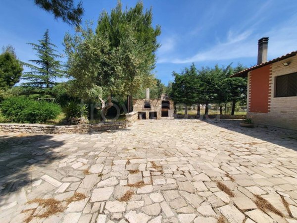 appartamento in vendita ad Andria in zona Montegrosso