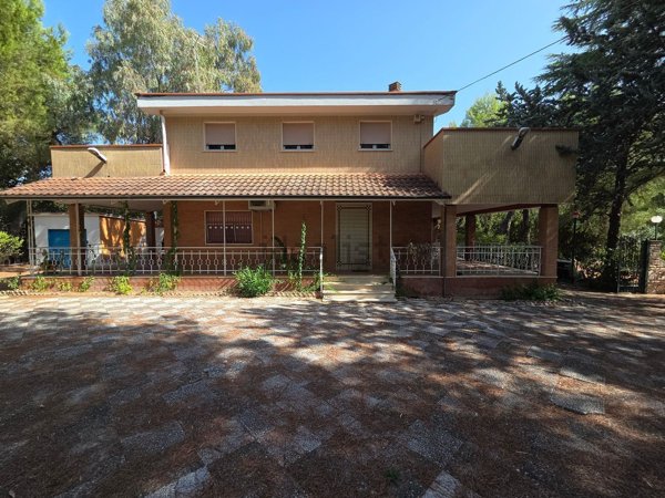 casa indipendente in vendita ad Andria