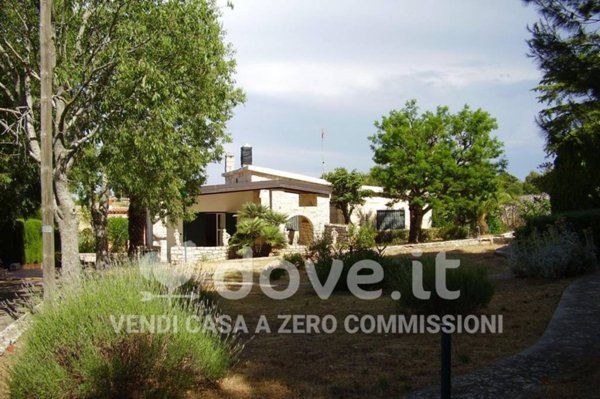 casa indipendente in vendita ad Andria in zona Montegrosso