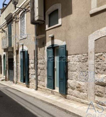 ufficio in vendita ad Andria in zona Centro Storico
