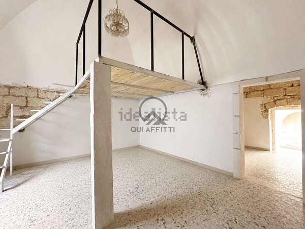 casa indipendente in vendita ad Andria in zona Centro Storico
