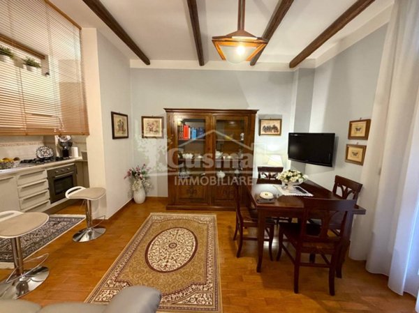 casa indipendente in vendita ad Andria in zona Centro Storico