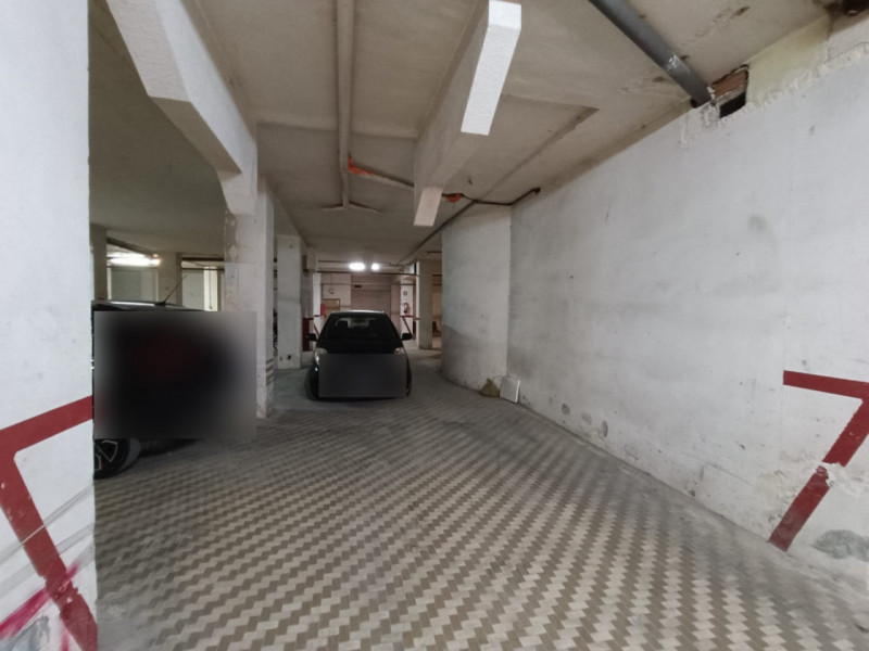 box auto in vendita ad Andria