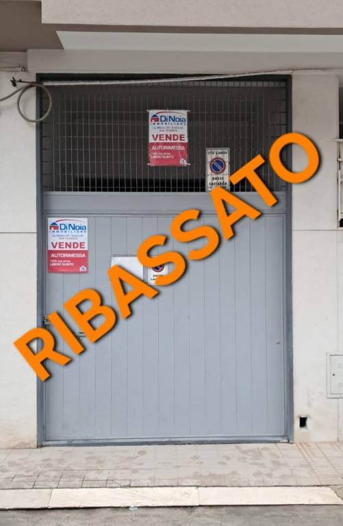 box auto in vendita ad Andria