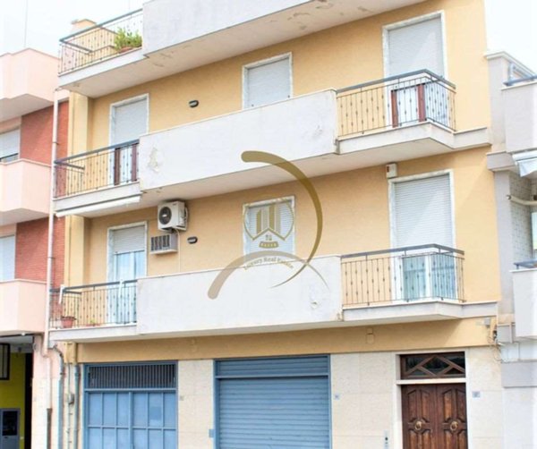 ufficio in vendita ad Andria in zona Centro Storico