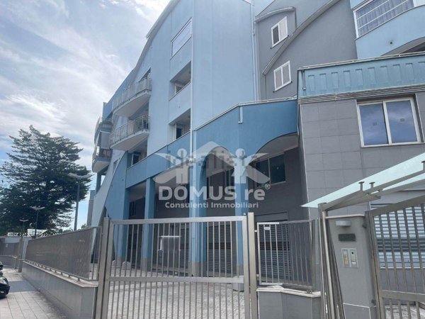 locale commerciale in vendita ad Andria