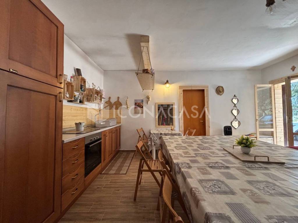 casa indipendente in vendita ad Andria in zona Troianelli