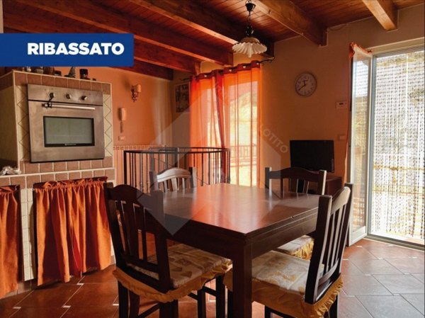 casa indipendente in vendita ad Andria in zona Centro Storico