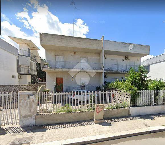 casa indipendente in vendita a Barletta in zona Borgovilla