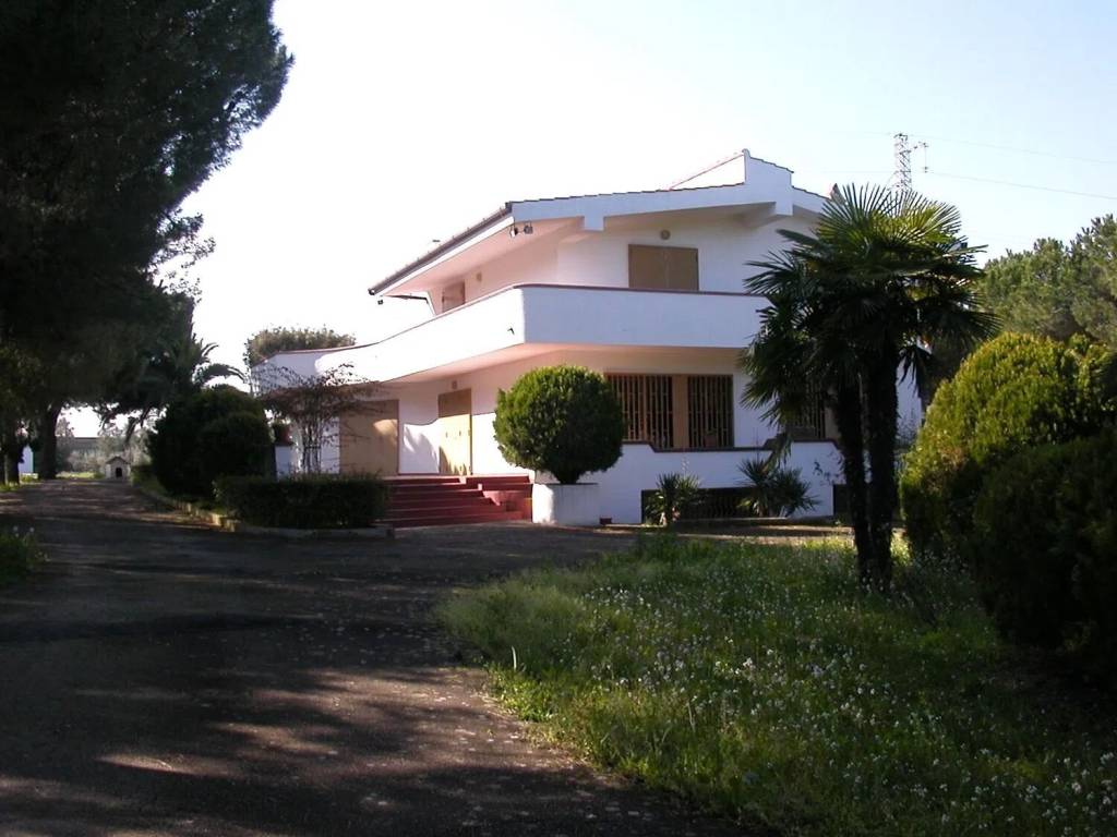 casa indipendente in vendita a Barletta in zona Montaltino