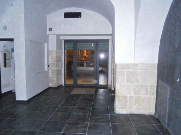 locale commerciale in vendita a Barletta in zona Centro Città