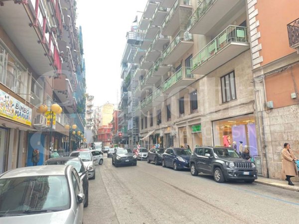 locale commerciale in vendita a Barletta in zona Centro Città