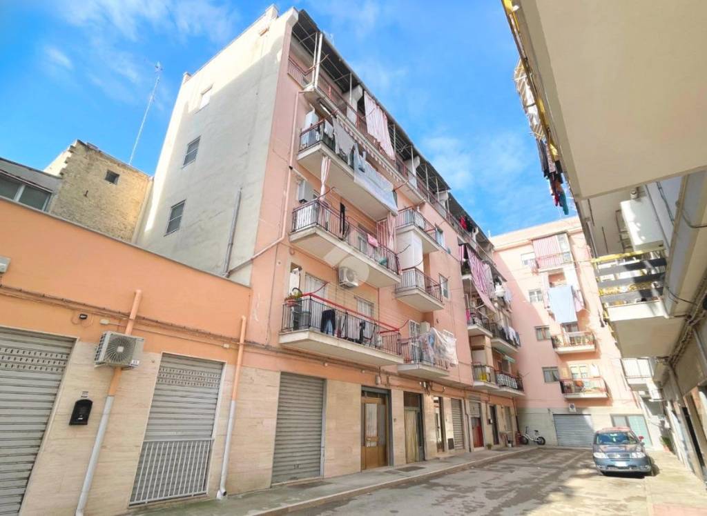 appartamento in vendita a Barletta in zona Settefrati