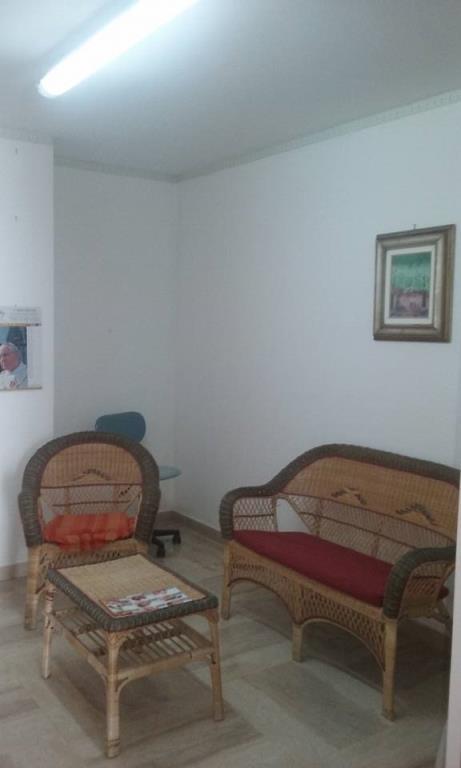 locale commerciale in vendita a Barletta