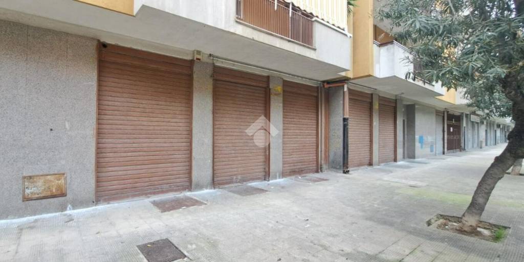 negozio in vendita a Barletta in zona Borgovilla