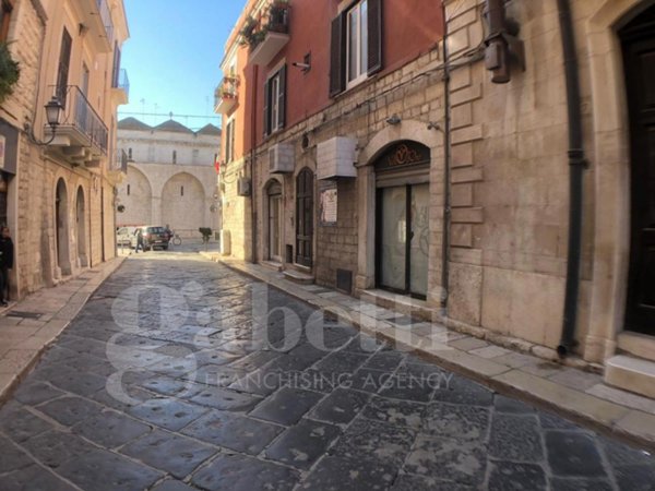 negozio in vendita a Barletta