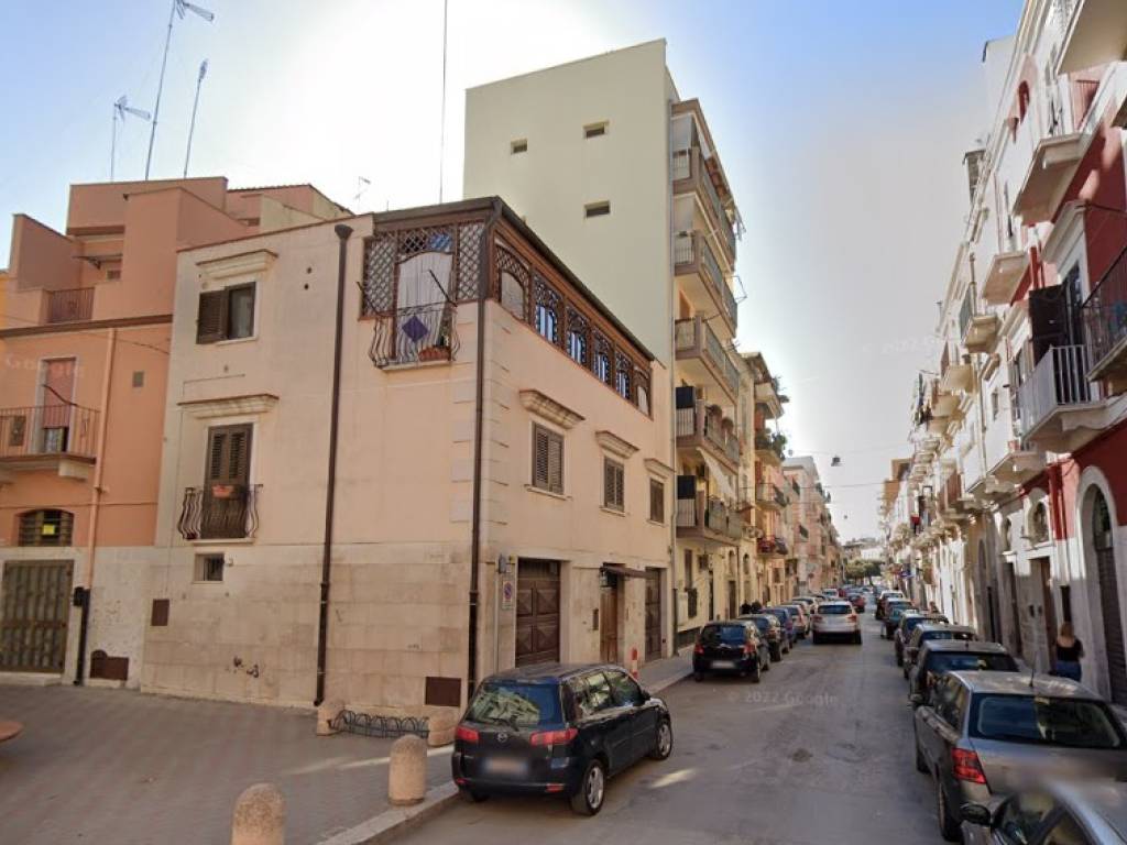 intera palazzina in vendita a Barletta in zona Centro Città