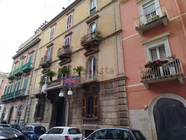 locale di sgombero in vendita a Barletta in zona Centro Città