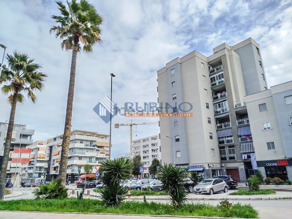 appartamento in vendita a Barletta in zona Settefrati