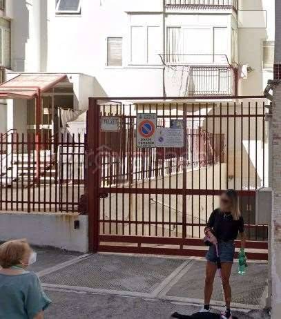 ufficio in vendita a Barletta in zona Settefrati