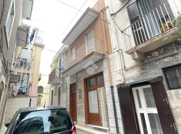 casa indipendente in vendita a Barletta in zona Centro Città
