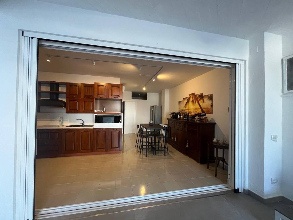 casa indipendente in vendita a Barletta in zona Fiumara