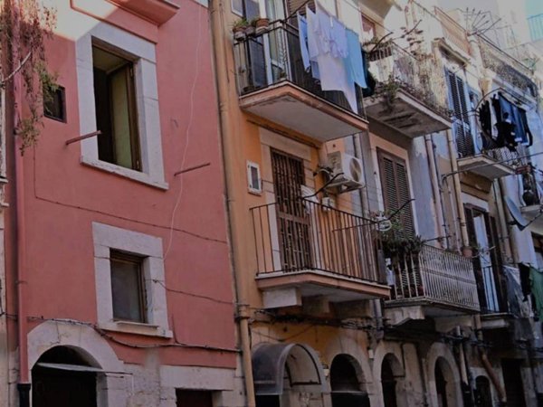 intera palazzina in vendita a Barletta in zona Fiumara