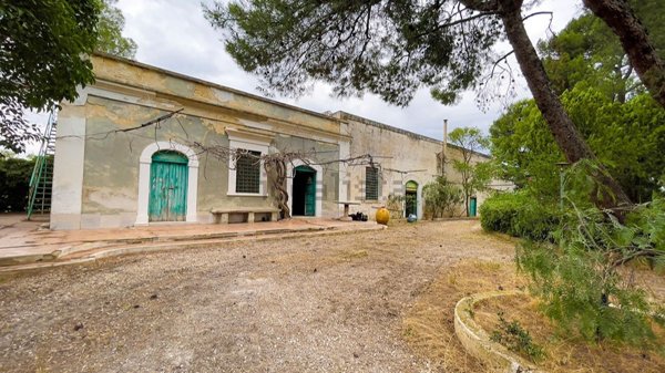 casa indipendente in vendita a Barletta