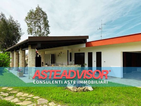 casa indipendente in vendita a Barletta in zona Fiumara