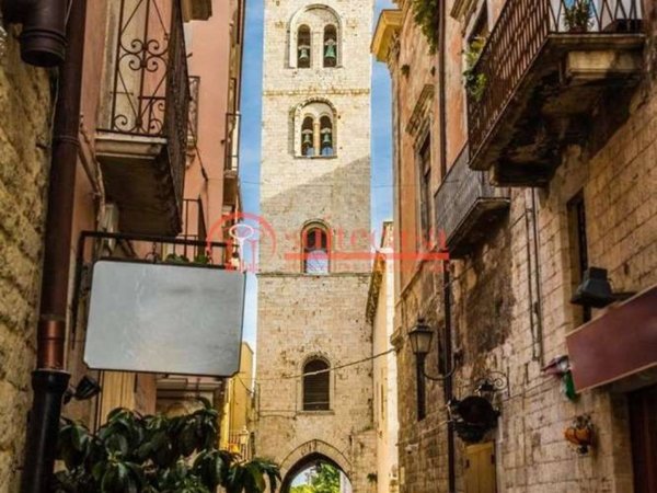 negozio in vendita a Barletta in zona Santa Maria