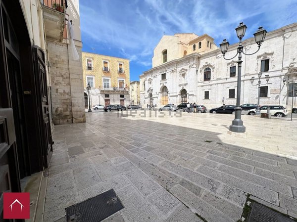 locale commerciale in vendita a Barletta