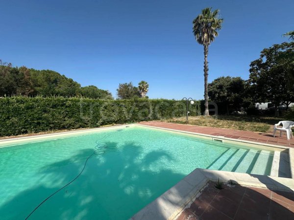 casa indipendente in vendita a Barletta in zona Borgovilla