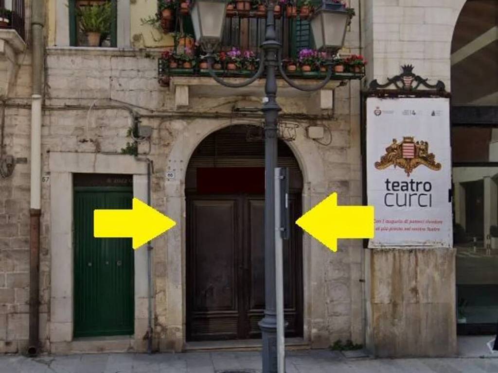 negozio in vendita a Barletta in zona Centro Città