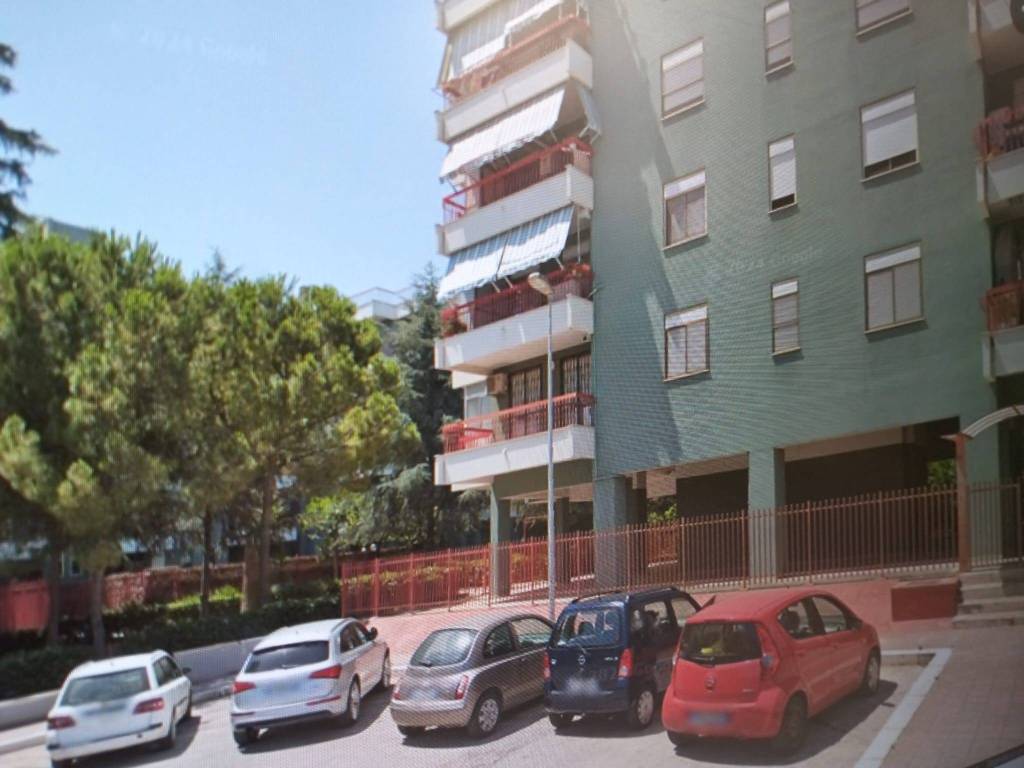appartamento in vendita a Barletta in zona Patalini